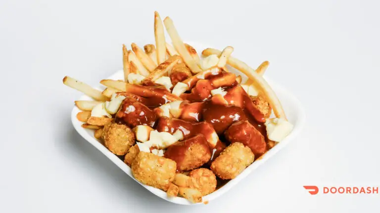 classic poutine